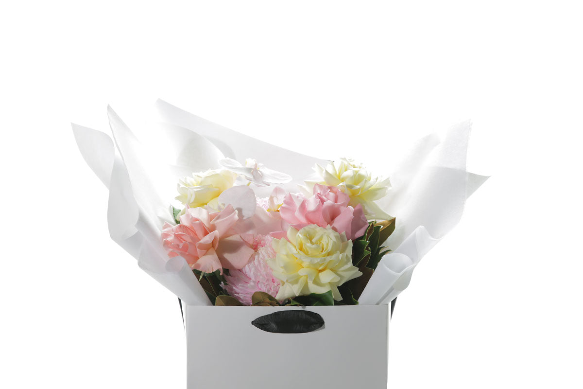LIMONA Medium Flower Bouquet