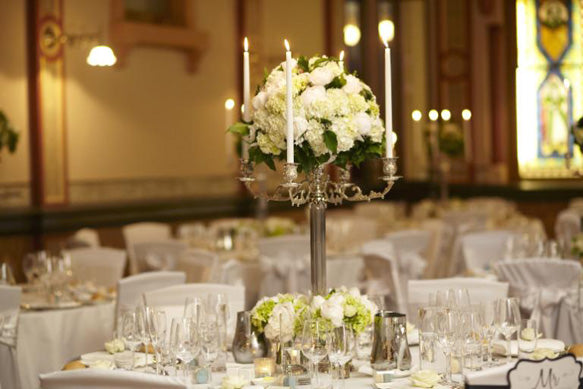 Wedding Flowers Highlight | Lesley & Michael