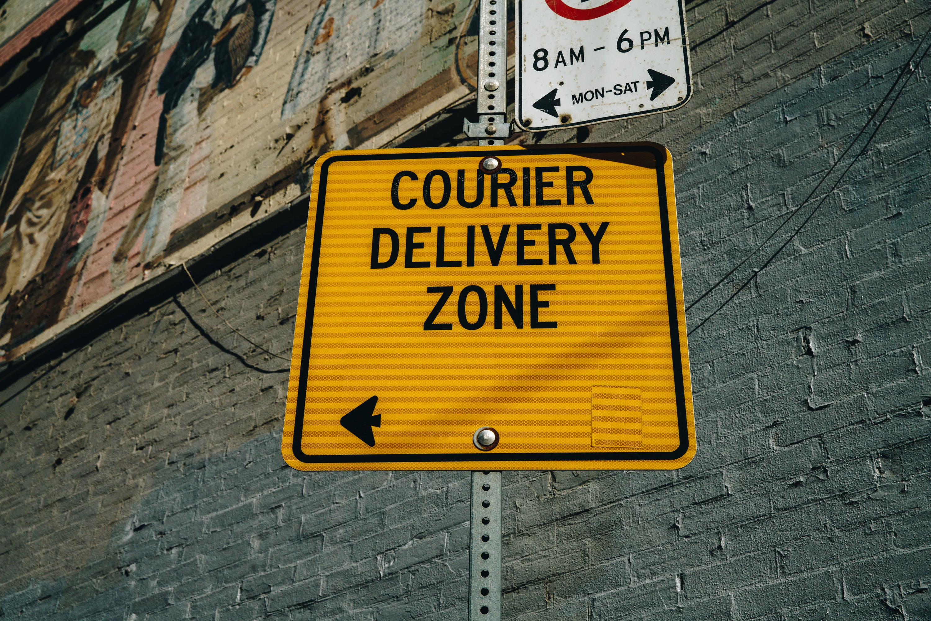 Yellow delivery sign for our flower courier in Melbourne