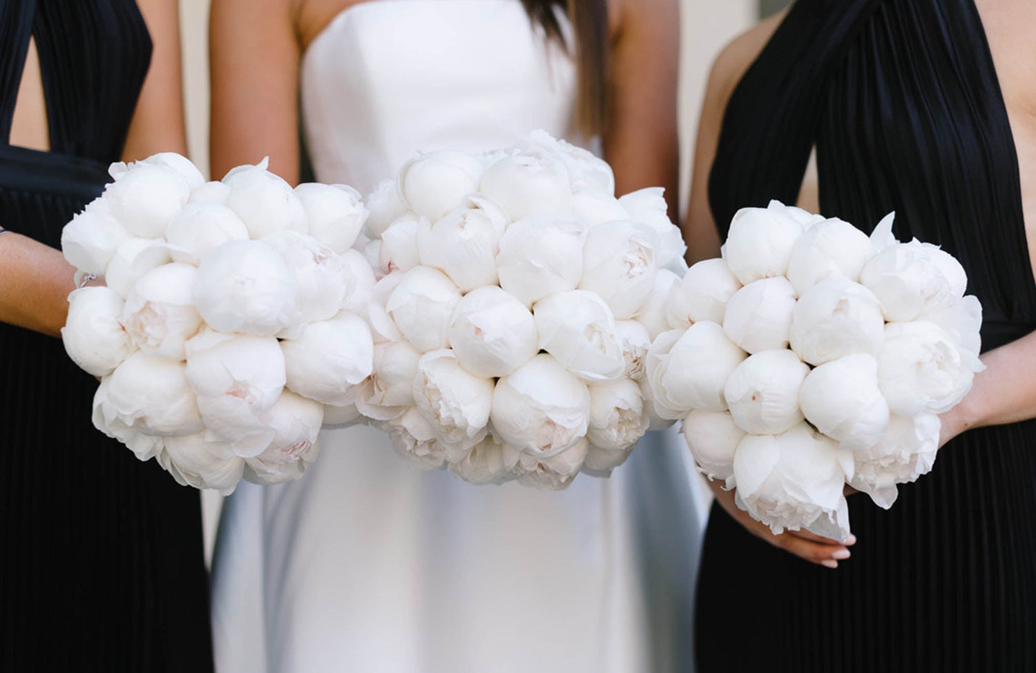 White peony flower bouquets at Melbourne Wedding