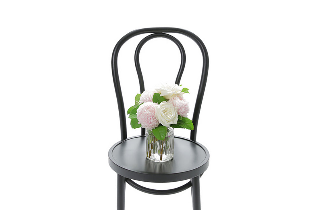 SERENITY Mixed Pastel Ribbed Vase Design