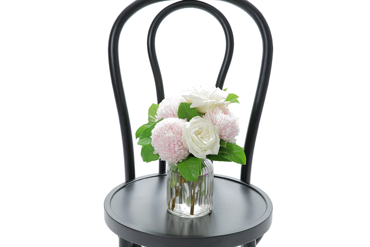 SERENITY Mixed Pastel Ribbed Vase Design
